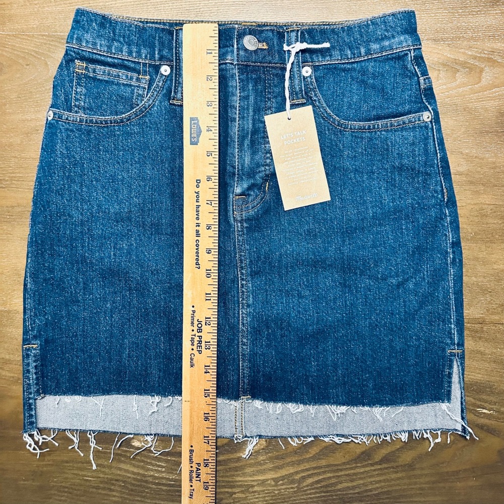 Madewell High Rise Denim Skirt Raw Hem BNWT Blue Size 26 - Picture 3 of 8